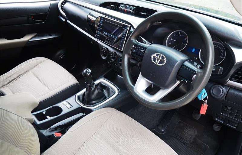 ขายรถกระบะมือสอง-toyota-โตโยต้า-รถปี2016-รหัส86773-bec22cb3.jpg ขายรถกระบะมือสอง-toyota-โตโยต้า-รถปี2016-รหัส86773-bec22cb3.jpg