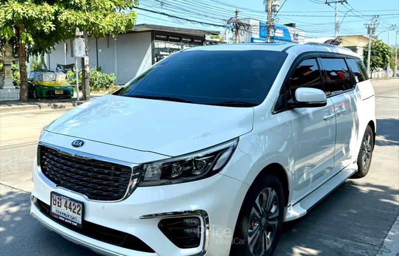 รถตู้มือสอง KIA CARNIVAL รถปี 2020 รถตู้มือสอง KIA CARNIVAL รถปี 2020