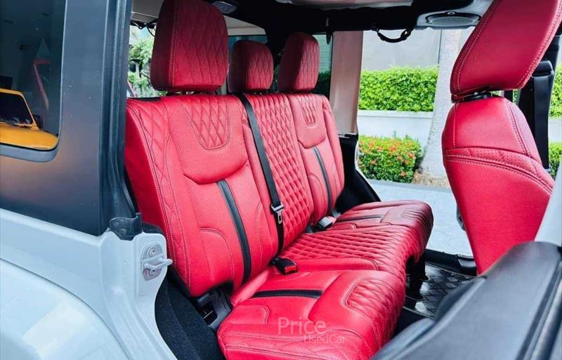 ขายรถ-suv-มือสอง-jeep-จี๊ป-รถปี2014-รหัส87000-9a15854c.jpg ขายรถ-suv-มือสอง-jeep-จี๊ป-รถปี2014-รหัส87000-9a15854c.jpg
