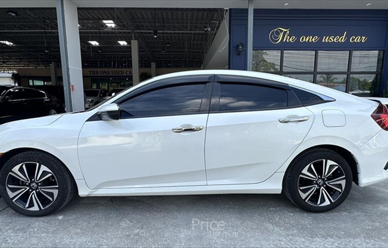 ขายรถเก๋งมือสอง-honda-ฮอนด้า-รถปี2017-รหัส87042-ef9263aa.jpg ขายรถเก๋งมือสอง-honda-ฮอนด้า-รถปี2017-รหัส87042-ef9263aa.jpg