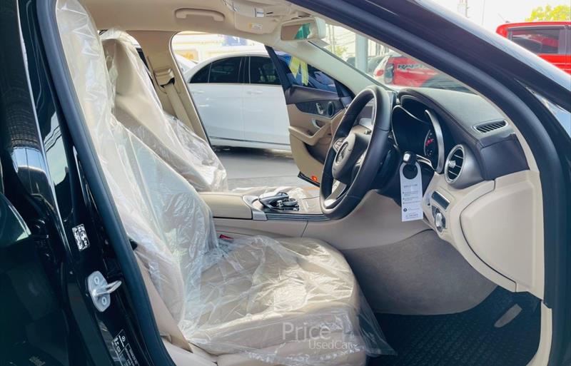 ขายรถเก๋งมือสอง mercedes-benz c350 รถปี2019 รหัส 87054-รูปที่10 ขายรถเก๋งมือสอง mercedes-benz c350 รถปี2019 รหัส 87054-รูปที่10