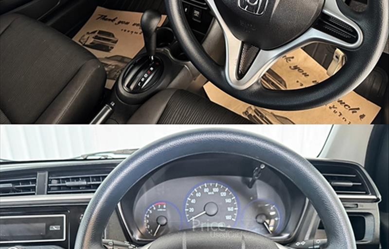 ขายรถเก๋งมือสอง-honda-ฮอนด้า-รถปี2019-รหัส87113-e9068177.jpg ขายรถเก๋งมือสอง-honda-ฮอนด้า-รถปี2019-รหัส87113-e9068177.jpg