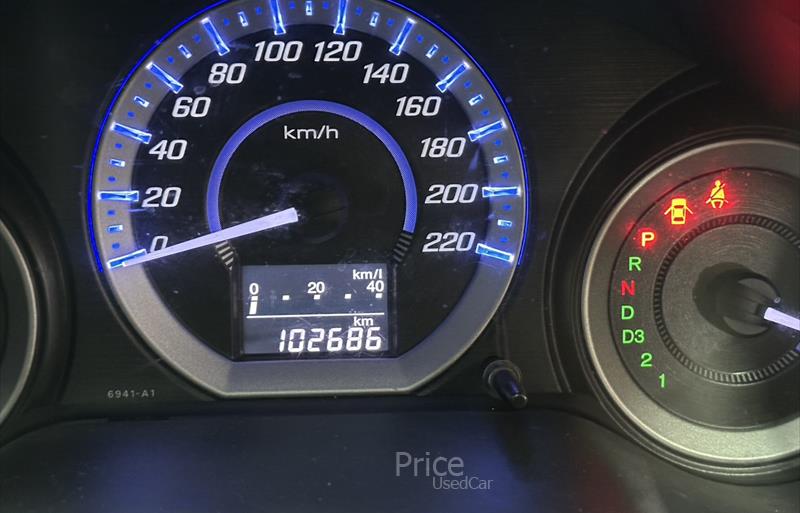 ขายรถเก๋งมือสอง-honda-ฮอนด้า-รถปี2013-รหัส87119-b77917c3.jpg ขายรถเก๋งมือสอง-honda-ฮอนด้า-รถปี2013-รหัส87119-b77917c3.jpg
