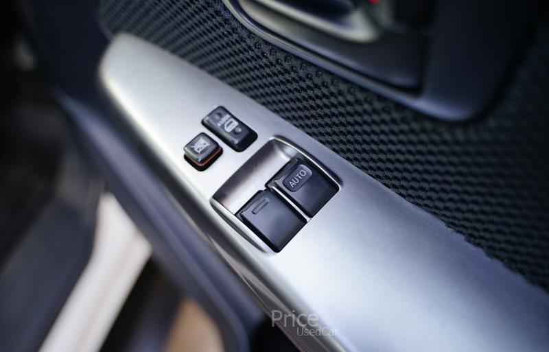 ขายรถกระบะมือสอง-toyota-โตโยต้า-รถปี2015-รหัส87120-190611c6.jpg ขายรถกระบะมือสอง-toyota-โตโยต้า-รถปี2015-รหัส87120-190611c6.jpg