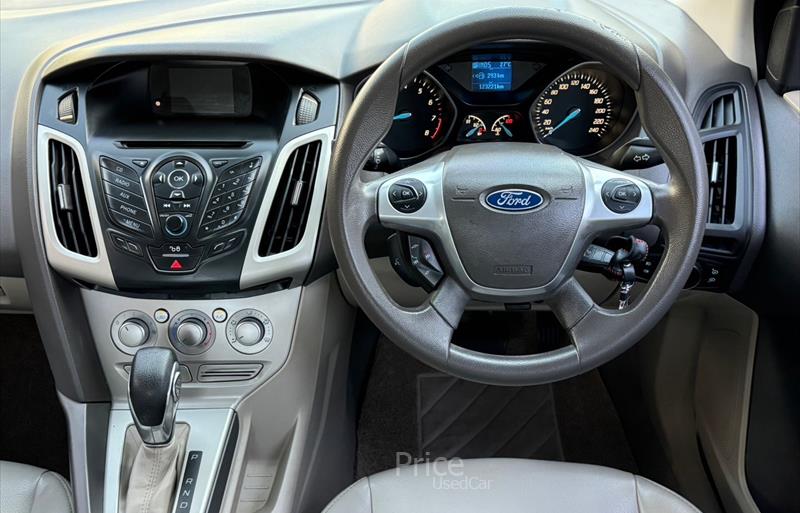 ขายรถเก๋งมือสอง-ford-ฟอร์ด-รถปี2012-รหัส87133-920e47f0.jpg ขายรถเก๋งมือสอง-ford-ฟอร์ด-รถปี2012-รหัส87133-920e47f0.jpg