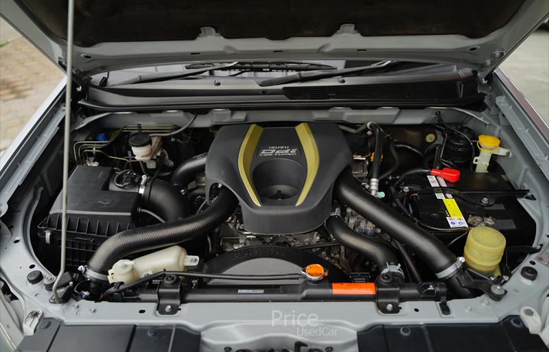 ขายรถ-suv-มือสอง-isuzu-อีซูซุ-รถปี2014-รหัส87148-2022a32c.jpg ขายรถ-suv-มือสอง-isuzu-อีซูซุ-รถปี2014-รหัส87148-2022a32c.jpg