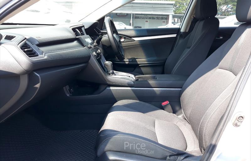 ขายรถเก๋งมือสอง-honda-ฮอนด้า-รถปี2018-รหัส87154-c040d58a.jpg ขายรถเก๋งมือสอง-honda-ฮอนด้า-รถปี2018-รหัส87154-c040d58a.jpg