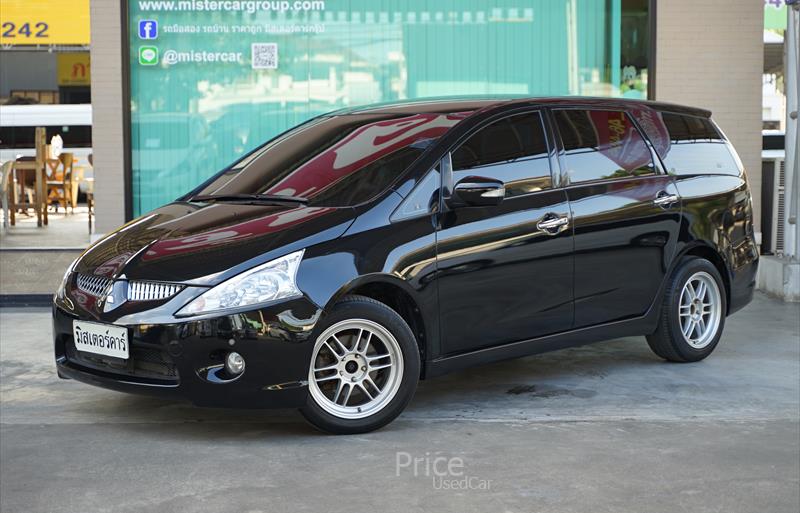 รถตู้มือสอง MITSUBISHI SPACE WAGON รถปี 2010