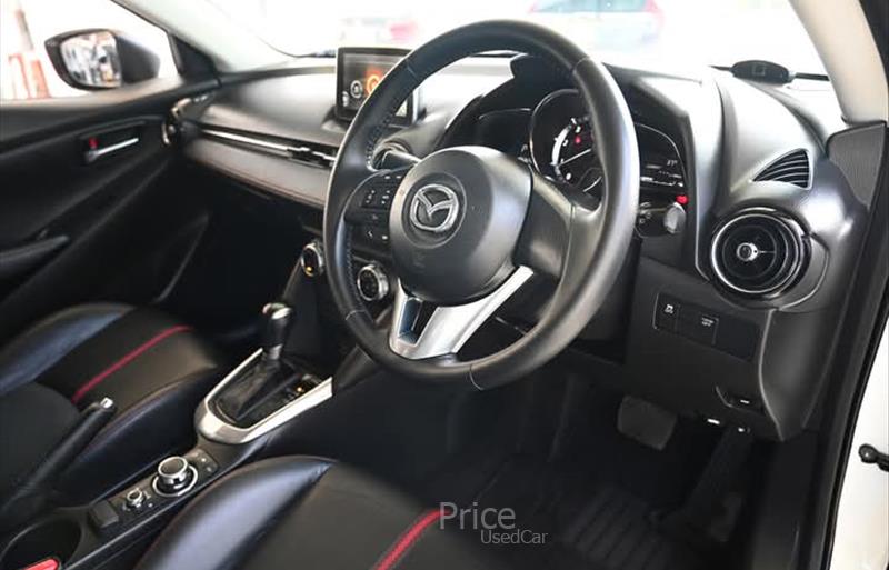 ขายรถเก๋งมือสอง mazda 2 รถปี2015 รหัส 87224-รูปที่10 ขายรถเก๋งมือสอง mazda 2 รถปี2015 รหัส 87224-รูปที่10