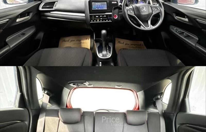 ขายรถเก๋งมือสอง-honda-ฮอนด้า-รถปี2017-รหัส87260-59993cc8.jpg ขายรถเก๋งมือสอง-honda-ฮอนด้า-รถปี2017-รหัส87260-59993cc8.jpg