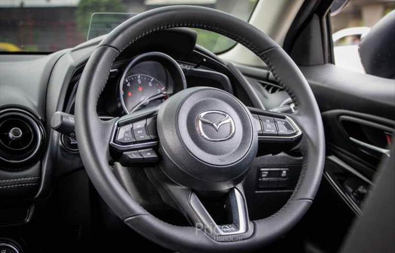 ขายรถเก๋งมือสอง-mazda-มาสด้า-รถปี2023-รหัส87297-a8fa50df.jpg ขายรถเก๋งมือสอง-mazda-มาสด้า-รถปี2023-รหัส87297-a8fa50df.jpg