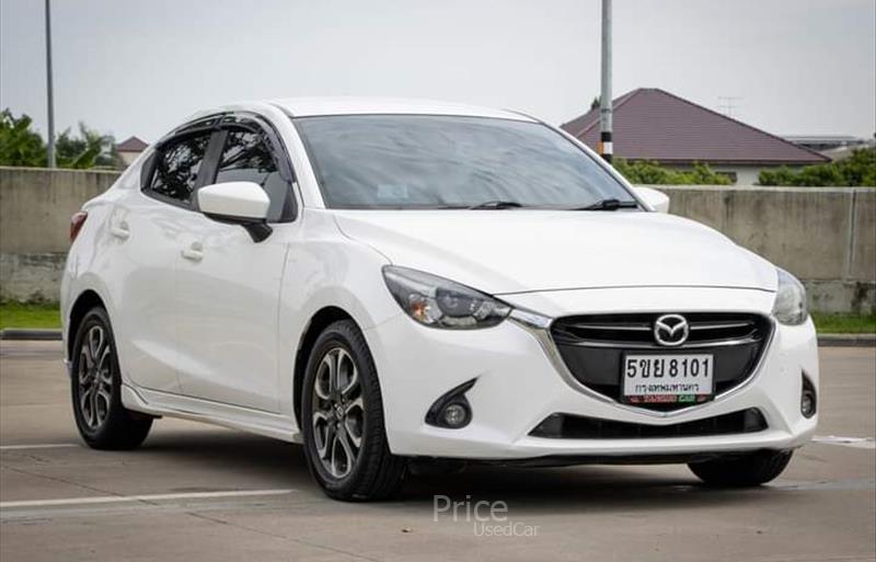 ขายรถเก๋งมือสอง-mazda-มาสด้า-รถปี2017-รหัส87308-ffd71279.jpg ขายรถเก๋งมือสอง-mazda-มาสด้า-รถปี2017-รหัส87308-ffd71279.jpg