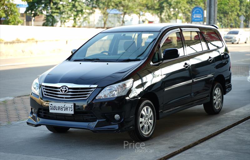 รถตู้มือสอง TOYOTA INNOVA รถปี 2014