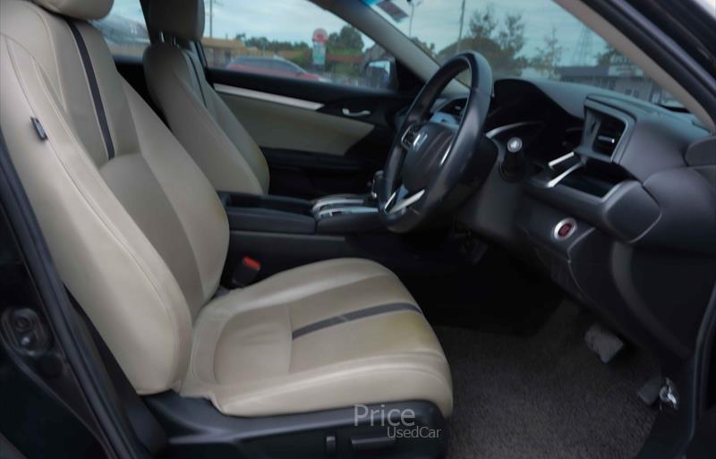 ขายรถเก๋งมือสอง-honda-ฮอนด้า-รถปี2019-รหัส87348-7daa3c5d.jpg ขายรถเก๋งมือสอง-honda-ฮอนด้า-รถปี2019-รหัส87348-7daa3c5d.jpg