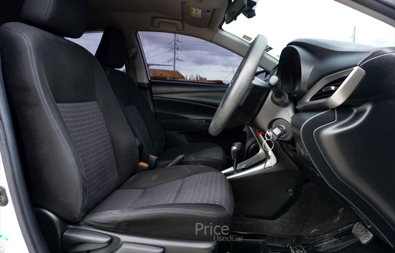 ขายรถเก๋งมือสอง-toyota-โตโยต้า-รถปี2019-รหัส87368-93ec0777.jpg ขายรถเก๋งมือสอง-toyota-โตโยต้า-รถปี2019-รหัส87368-93ec0777.jpg