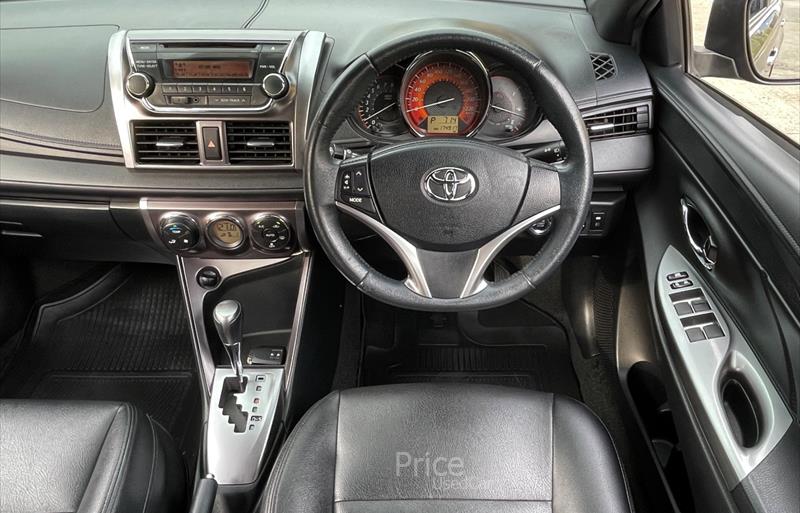 ขายรถเก๋งมือสอง-toyota-โตโยต้า-รถปี2014-รหัส87397-f00330b0.jpg ขายรถเก๋งมือสอง-toyota-โตโยต้า-รถปี2014-รหัส87397-f00330b0.jpg