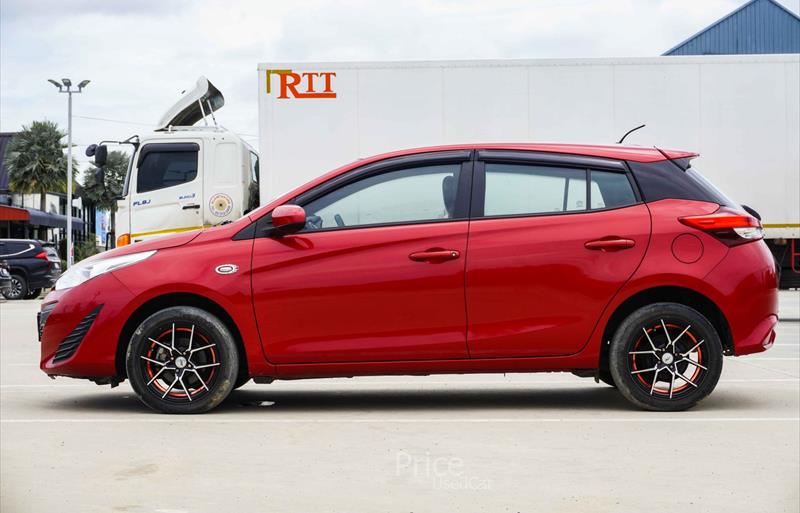 ขายรถเก๋งมือสอง-toyota-โตโยต้า-รถปี2018-รหัส87404-e3b330c5.jpg ขายรถเก๋งมือสอง-toyota-โตโยต้า-รถปี2018-รหัส87404-e3b330c5.jpg