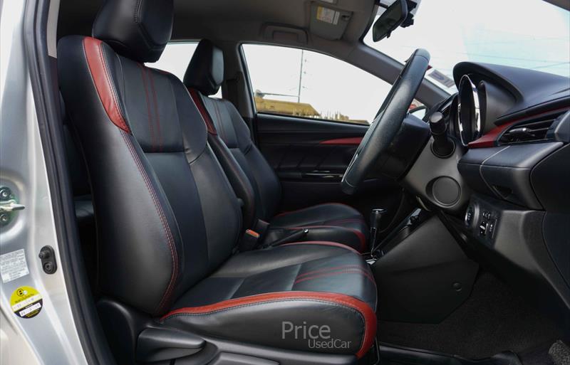 ขายรถเก๋งมือสอง-toyota-โตโยต้า-รถปี2019-รหัส87408-3d951294.jpg ขายรถเก๋งมือสอง-toyota-โตโยต้า-รถปี2019-รหัส87408-3d951294.jpg