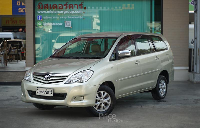 รถตู้มือสอง TOYOTA INNOVA รถปี 2013