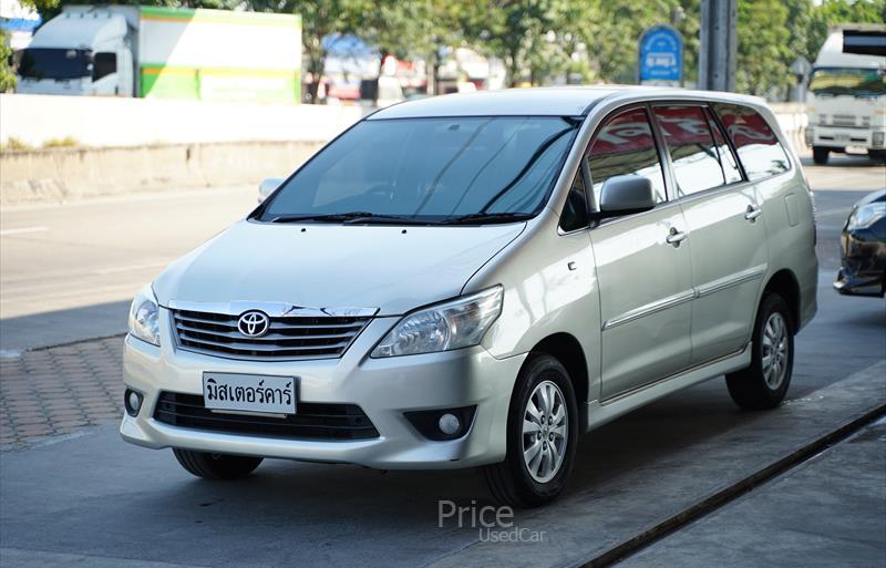 รถตู้มือสอง TOYOTA INNOVA รถปี 2014