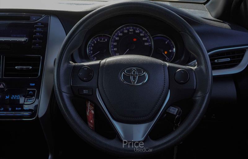 ขายรถเก๋งมือสอง-toyota-โตโยต้า-รถปี2018-รหัส87437-76d0efc0.jpg ขายรถเก๋งมือสอง-toyota-โตโยต้า-รถปี2018-รหัส87437-76d0efc0.jpg