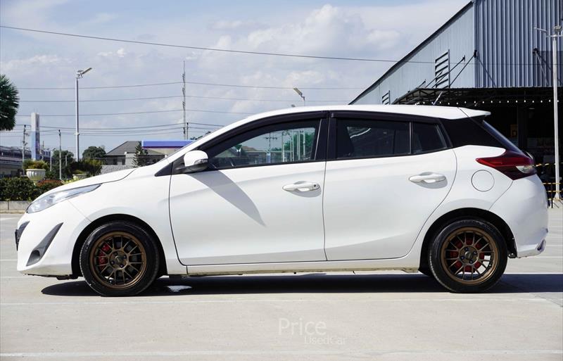 ขายรถเก๋งมือสอง-toyota-โตโยต้า-รถปี2018-รหัส87437-7b599917.jpg ขายรถเก๋งมือสอง-toyota-โตโยต้า-รถปี2018-รหัส87437-7b599917.jpg