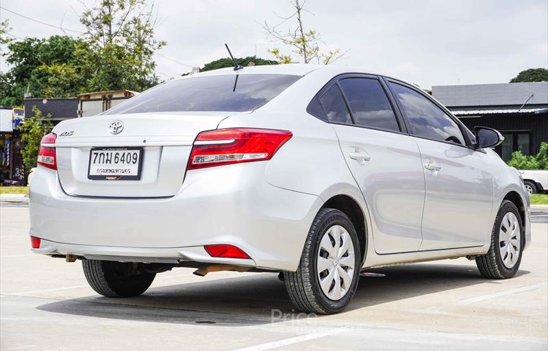 ขายรถเก๋งมือสอง-toyota-โตโยต้า-รถปี2017-รหัส87473-fb258bdd.jpg ขายรถเก๋งมือสอง-toyota-โตโยต้า-รถปี2017-รหัส87473-fb258bdd.jpg