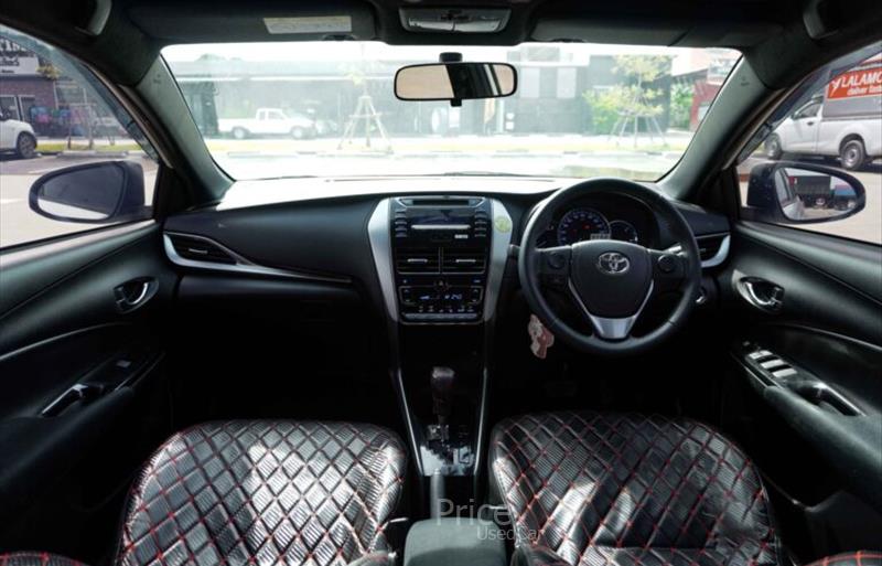 ขายรถเก๋งมือสอง-toyota-โตโยต้า-รถปี2019-รหัส87482-e0b1a864.jpg ขายรถเก๋งมือสอง-toyota-โตโยต้า-รถปี2019-รหัส87482-e0b1a864.jpg