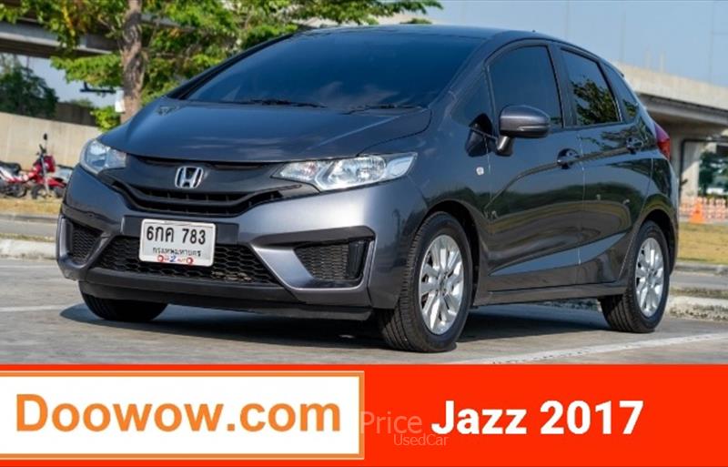 รถเก๋งมือสอง HONDA JAZZ รถปี 2017
