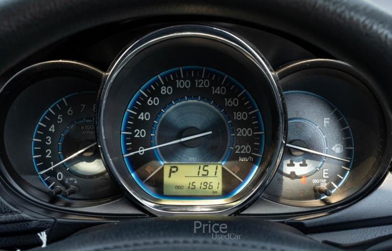 ขายรถเก๋งมือสอง-toyota-โตโยต้า-รถปี2013-รหัส87492-73c1aae3.jpg ขายรถเก๋งมือสอง-toyota-โตโยต้า-รถปี2013-รหัส87492-73c1aae3.jpg