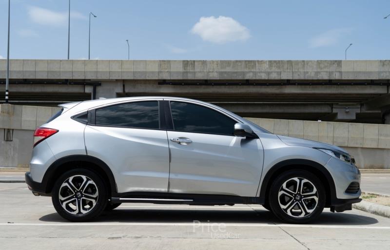 ขายรถ-suv-มือสอง-honda-ฮอนด้า-รถปี2018-รหัส87507-391a270b.jpg ขายรถ-suv-มือสอง-honda-ฮอนด้า-รถปี2018-รหัส87507-391a270b.jpg