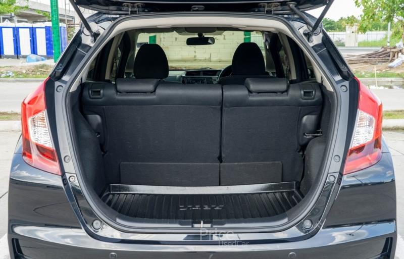 ขายรถเก๋งมือสอง-honda-ฮอนด้า-รถปี2019-รหัส87510-28a499fa.jpg ขายรถเก๋งมือสอง-honda-ฮอนด้า-รถปี2019-รหัส87510-28a499fa.jpg