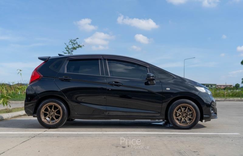 ขายรถเก๋งมือสอง-honda-ฮอนด้า-รถปี2019-รหัส87510-677125af.jpg ขายรถเก๋งมือสอง-honda-ฮอนด้า-รถปี2019-รหัส87510-677125af.jpg