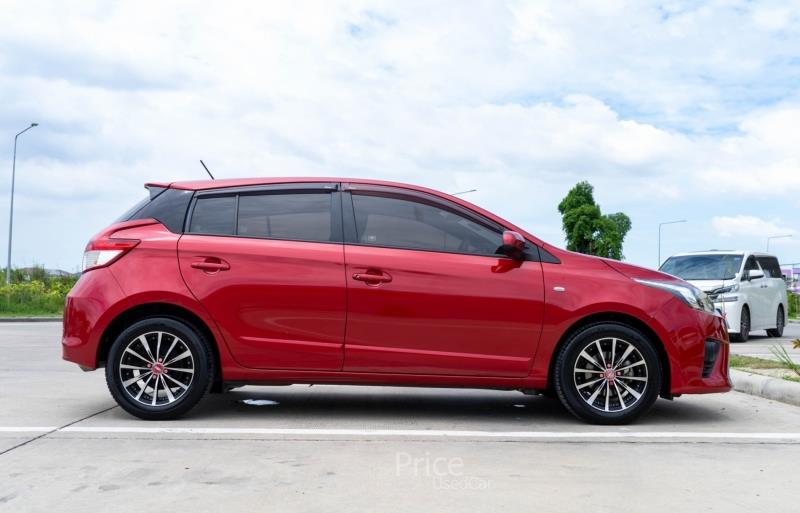 ขายรถเก๋งมือสอง-toyota-โตโยต้า-รถปี2013-รหัส87511-4167804a.jpg ขายรถเก๋งมือสอง-toyota-โตโยต้า-รถปี2013-รหัส87511-4167804a.jpg