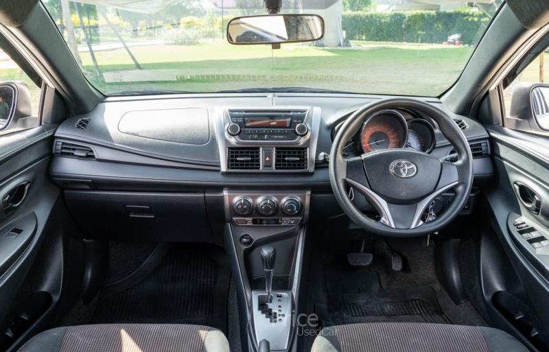 ขายรถเก๋งมือสอง-toyota-โตโยต้า-รถปี2014-รหัส87516-a1a80ec1.jpg ขายรถเก๋งมือสอง-toyota-โตโยต้า-รถปี2014-รหัส87516-a1a80ec1.jpg