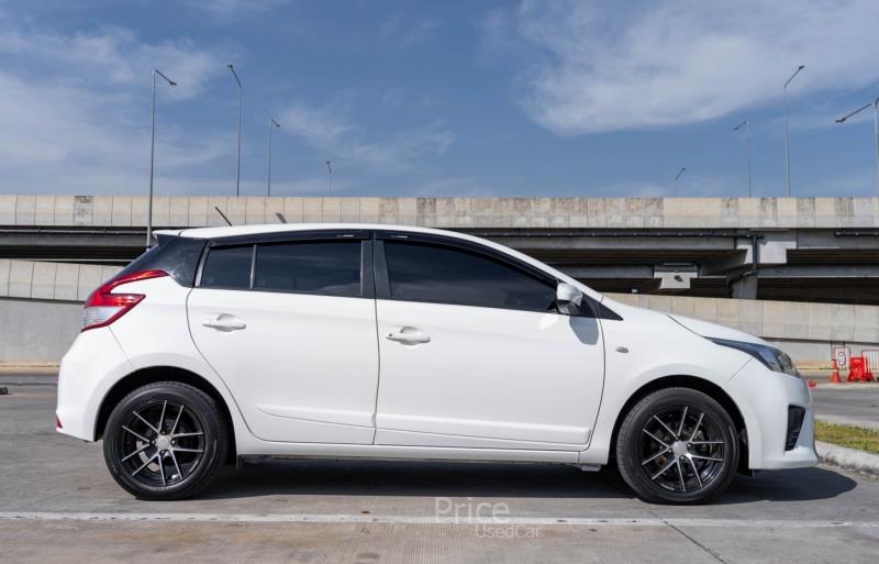 ขายรถเก๋งมือสอง-toyota-โตโยต้า-รถปี2014-รหัส87516-ce3d227b.jpg ขายรถเก๋งมือสอง-toyota-โตโยต้า-รถปี2014-รหัส87516-ce3d227b.jpg
