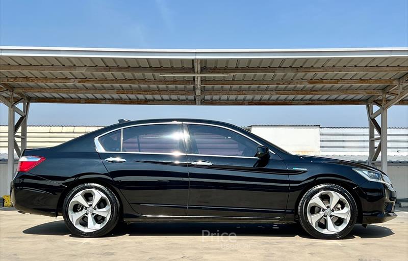 ขายรถเก๋งมือสอง-honda-ฮอนด้า-รถปี2015-รหัส87577-6f6f99a1.jpg ขายรถเก๋งมือสอง-honda-ฮอนด้า-รถปี2015-รหัส87577-6f6f99a1.jpg