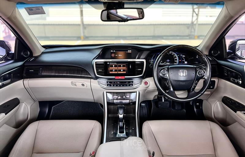 ขายรถเก๋งมือสอง-honda-ฮอนด้า-รถปี2015-รหัส87577-d92de9f1.jpg ขายรถเก๋งมือสอง-honda-ฮอนด้า-รถปี2015-รหัส87577-d92de9f1.jpg