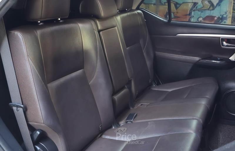 ขายรถ-suv-มือสอง-toyota-โตโยต้า-รถปี2016-รหัส87595-58bf8e56.jpg ขายรถ-suv-มือสอง-toyota-โตโยต้า-รถปี2016-รหัส87595-58bf8e56.jpg