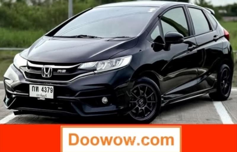 รถเก๋งมือสอง HONDA JAZZ รถปี 2018 รถเก๋งมือสอง HONDA JAZZ รถปี 2018