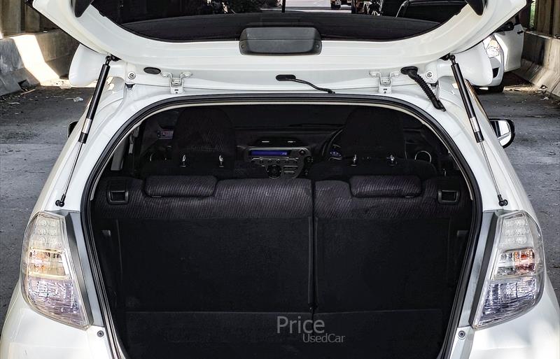 ขายรถเก๋งมือสอง honda jazz รถปี2013 รหัส 87624-รูปที่4 ขายรถเก๋งมือสอง honda jazz รถปี2013 รหัส 87624-รูปที่4