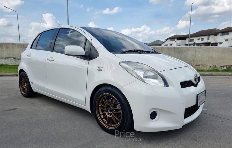 รถเก๋งมือสอง TOYOTA YARIS รถปี 2013