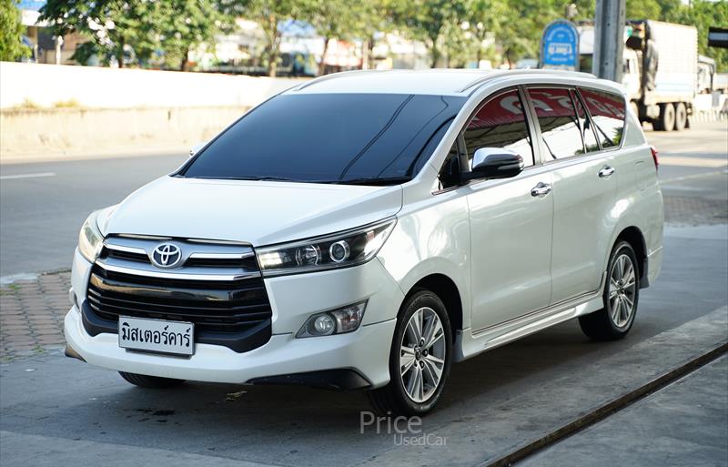 รถตู้มือสอง TOYOTA INNOVA รถปี 2017