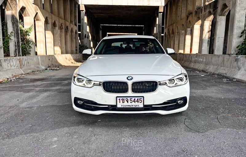ขายรถเก๋งมือสอง-bmw-บีเอ็มดับบลิว-รถปี2019-รหัส87699-5fb88f5d.jpg ขายรถเก๋งมือสอง-bmw-บีเอ็มดับบลิว-รถปี2019-รหัส87699-5fb88f5d.jpg