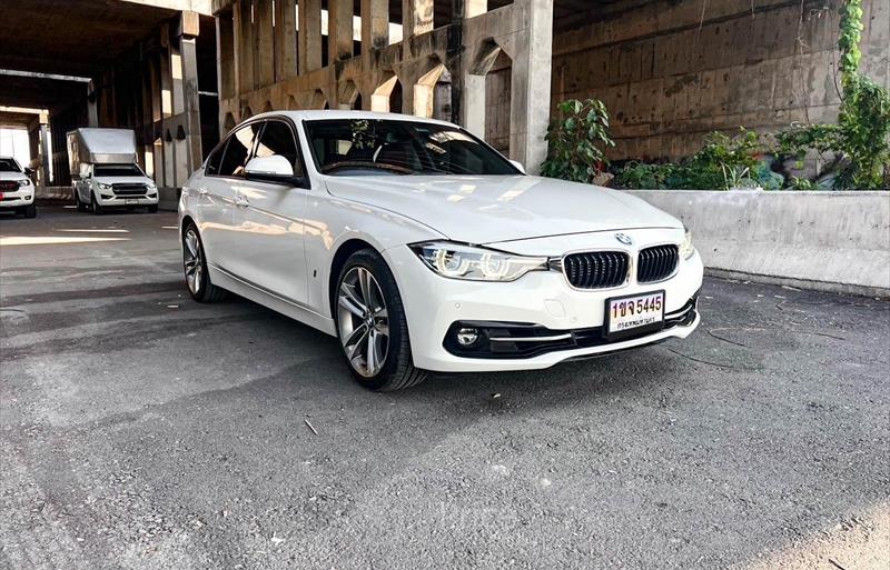 รถเก๋งมือสอง BMW 330E รถปี 2019
