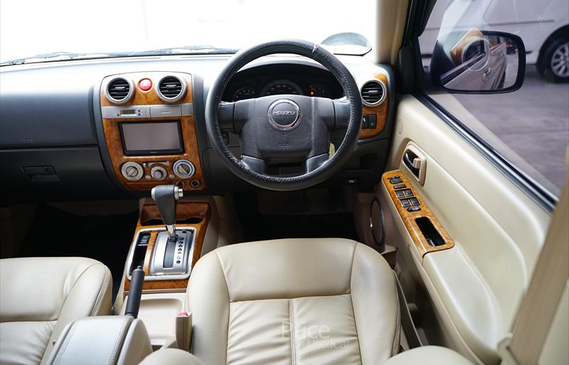 ขายรถ-suv-มือสอง-isuzu-อีซูซุ-รถปี2011-รหัส87706-65427c36.jpg ขายรถ-suv-มือสอง-isuzu-อีซูซุ-รถปี2011-รหัส87706-65427c36.jpg