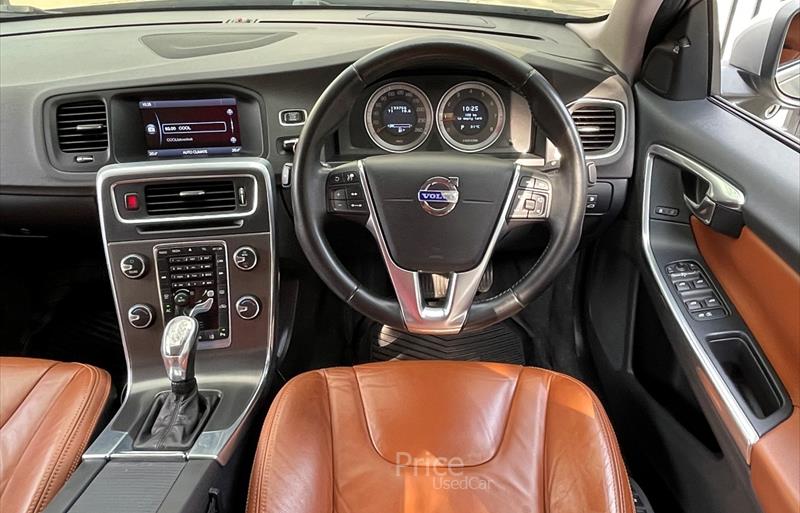 ขายรถเก๋งมือสอง-volvo-วอลโว่-รถปี2013-รหัส87738-0a38ae5e.jpg ขายรถเก๋งมือสอง-volvo-วอลโว่-รถปี2013-รหัส87738-0a38ae5e.jpg