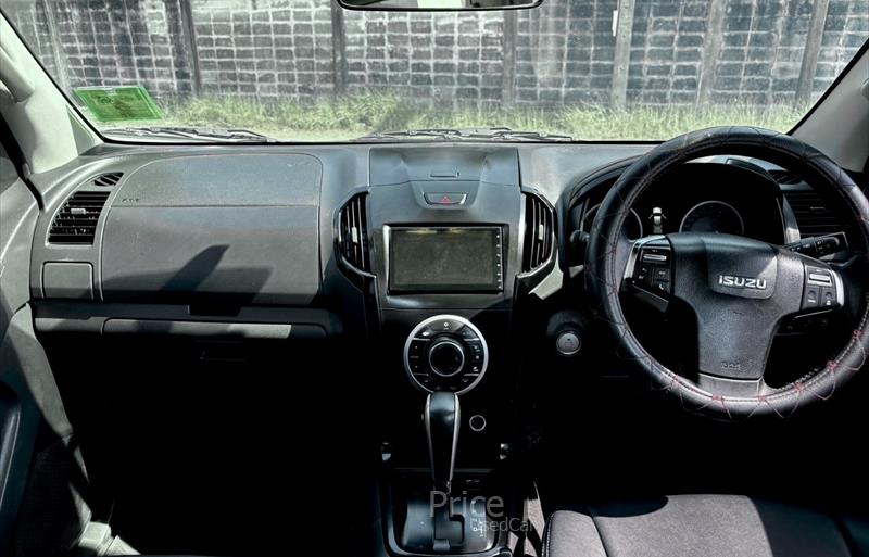ขายรถกระบะมือสอง-isuzu-อีซูซุ-รถปี2017-รหัส87820-7589bce4.jpg ขายรถกระบะมือสอง-isuzu-อีซูซุ-รถปี2017-รหัส87820-7589bce4.jpg