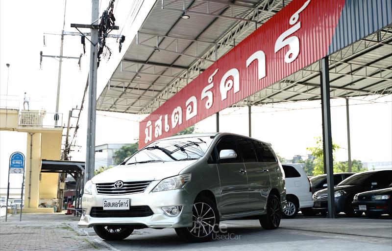 รถตู้มือสอง TOYOTA INNOVA รถปี 2012