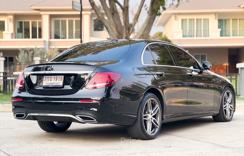 ขายรถเก๋งมือสอง mercedes-benz e220 รถปี2017 รหัส 87904-รูปที่3 ขายรถเก๋งมือสอง mercedes-benz e220 รถปี2017 รหัส 87904-รูปที่3